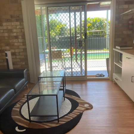 Spacious Studio Unit Rochedale South Экстерьер фото